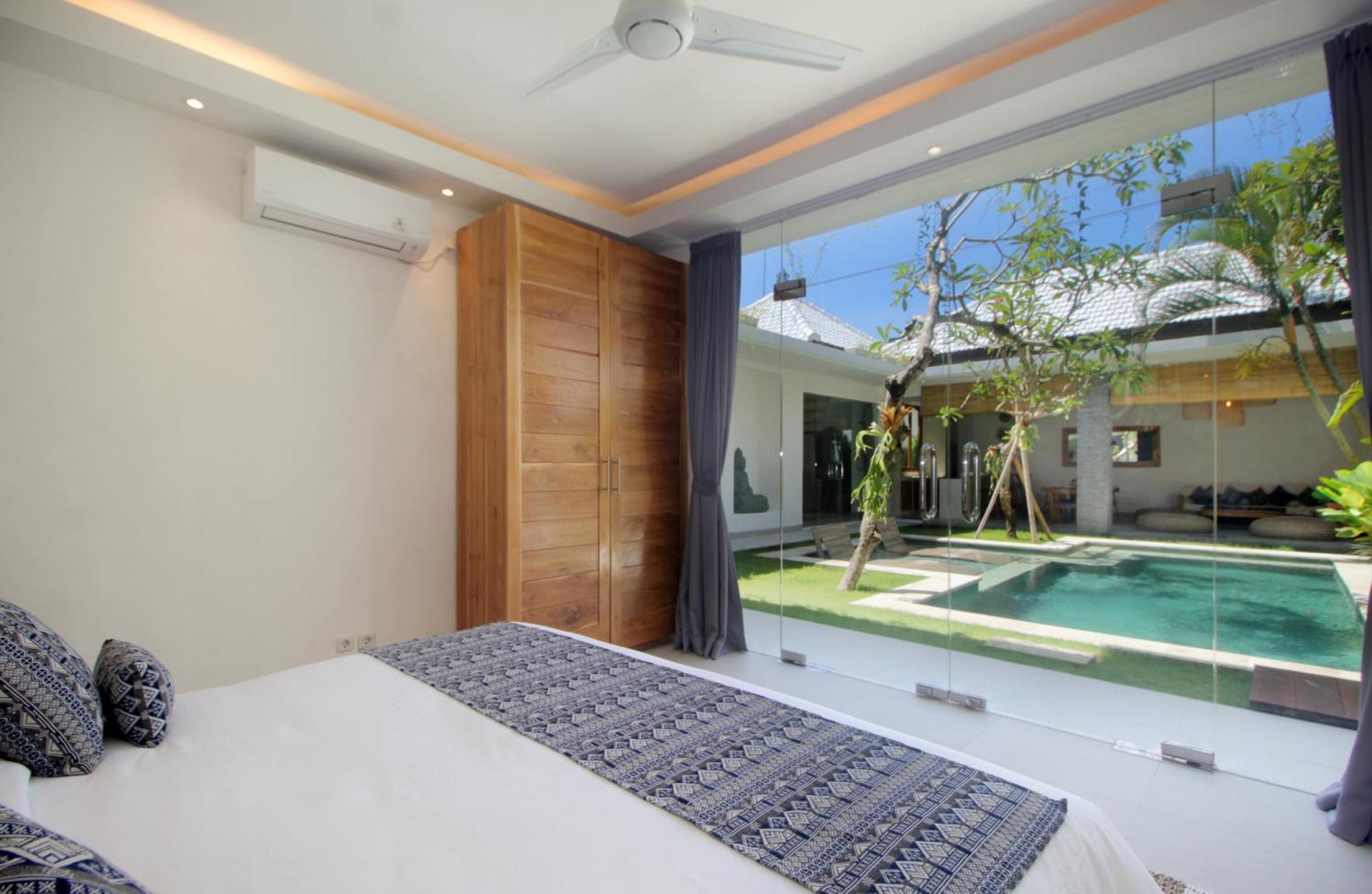 New 4 Bdr Rooftop & Pool Petitenget * Seminyak (Bali)