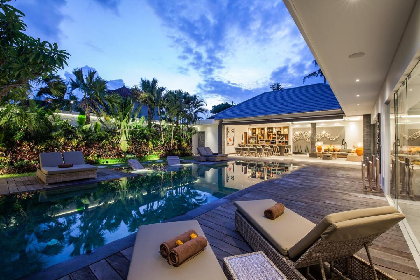Elegant 4-bedroom In * Seminyak (Bali)