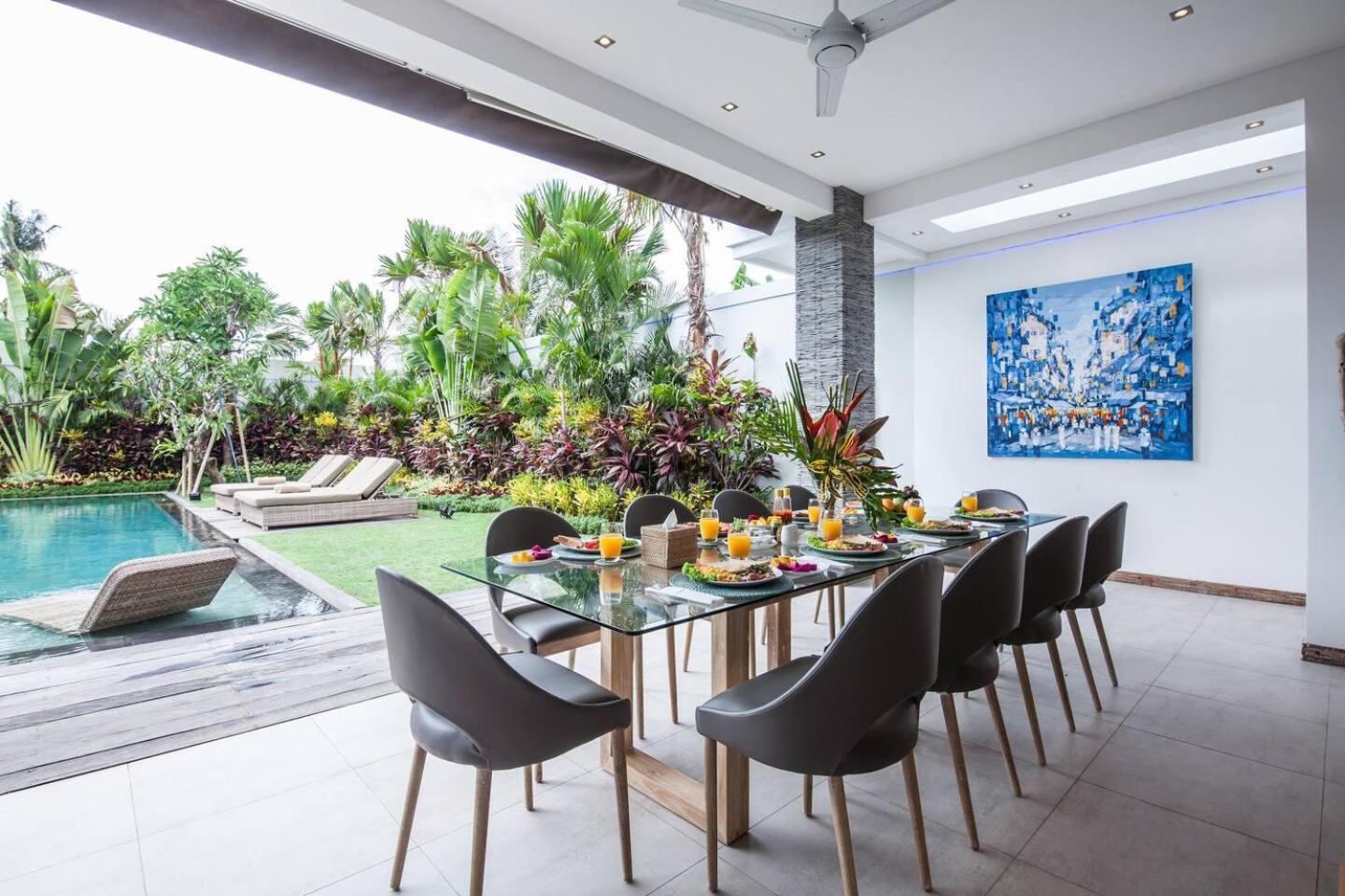Large 4 Bd Large Garden And Pool Seminyak (Bali)