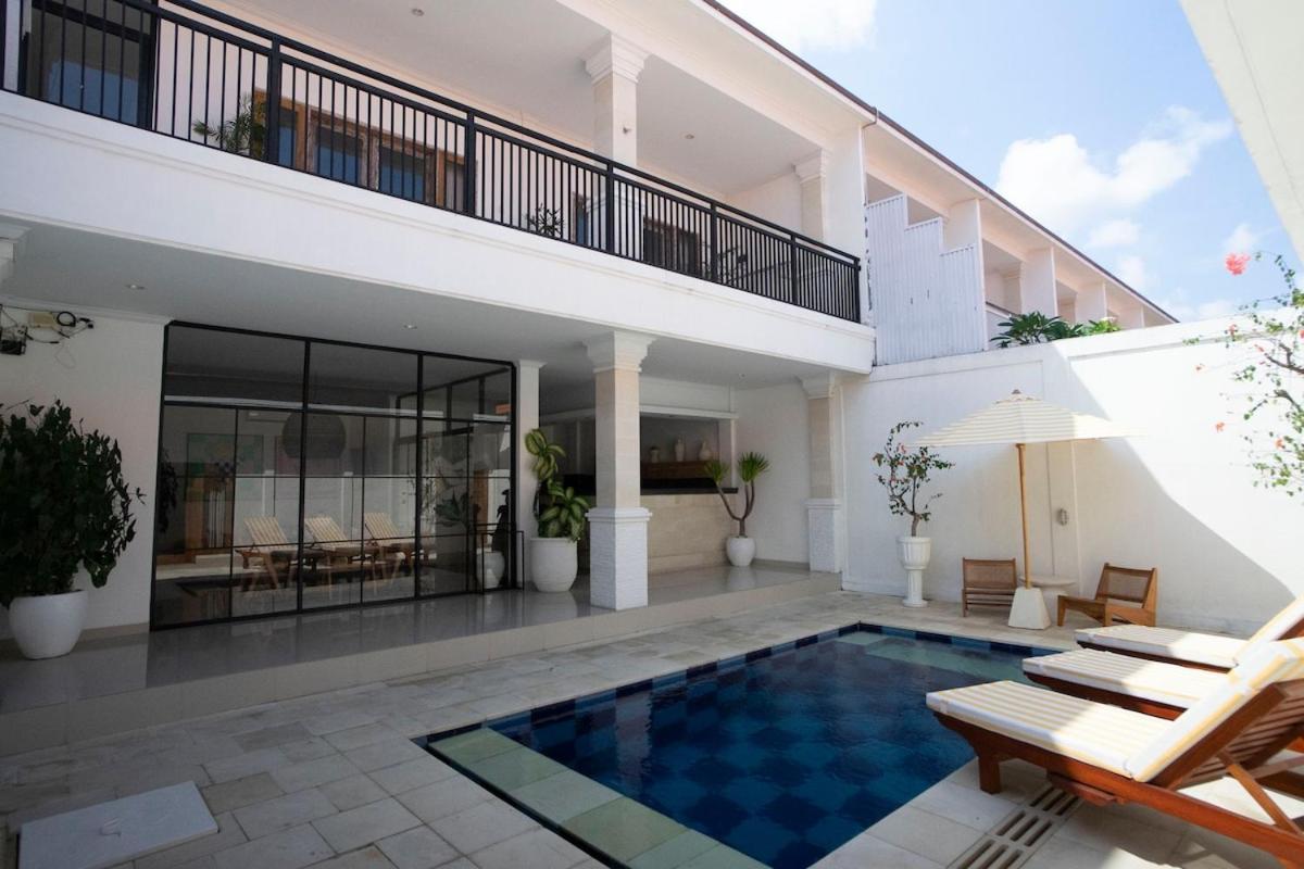 Villa Family Friendly Luxury Pool - Walk To Shops *