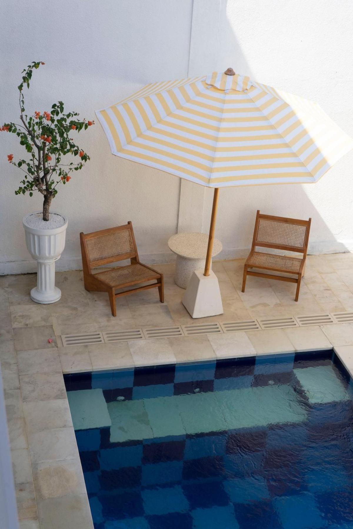 Villa Family Friendly Luxury Pool - Walk To Shops