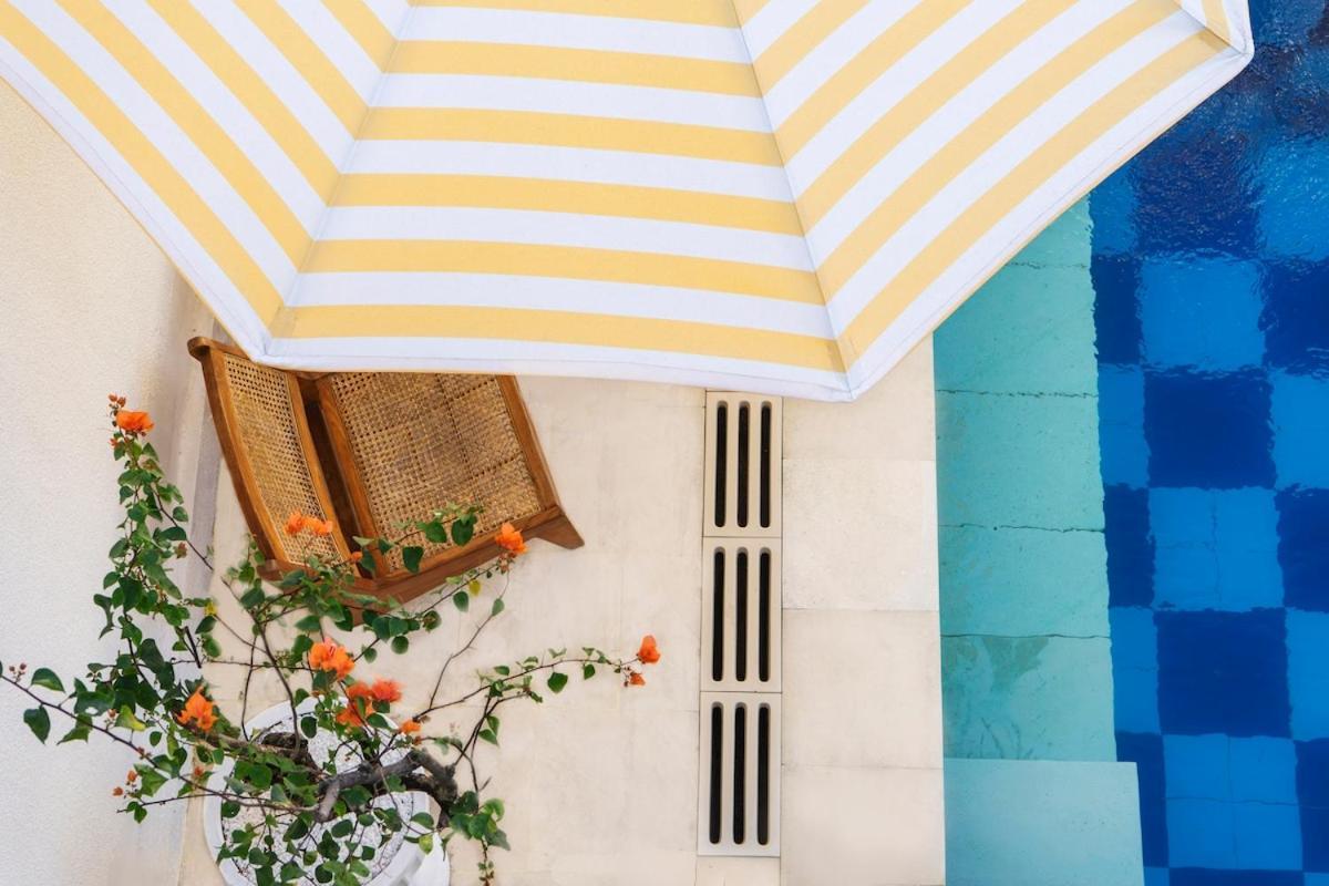 Family Friendly Luxury Pool - Walk To Shops Villa *