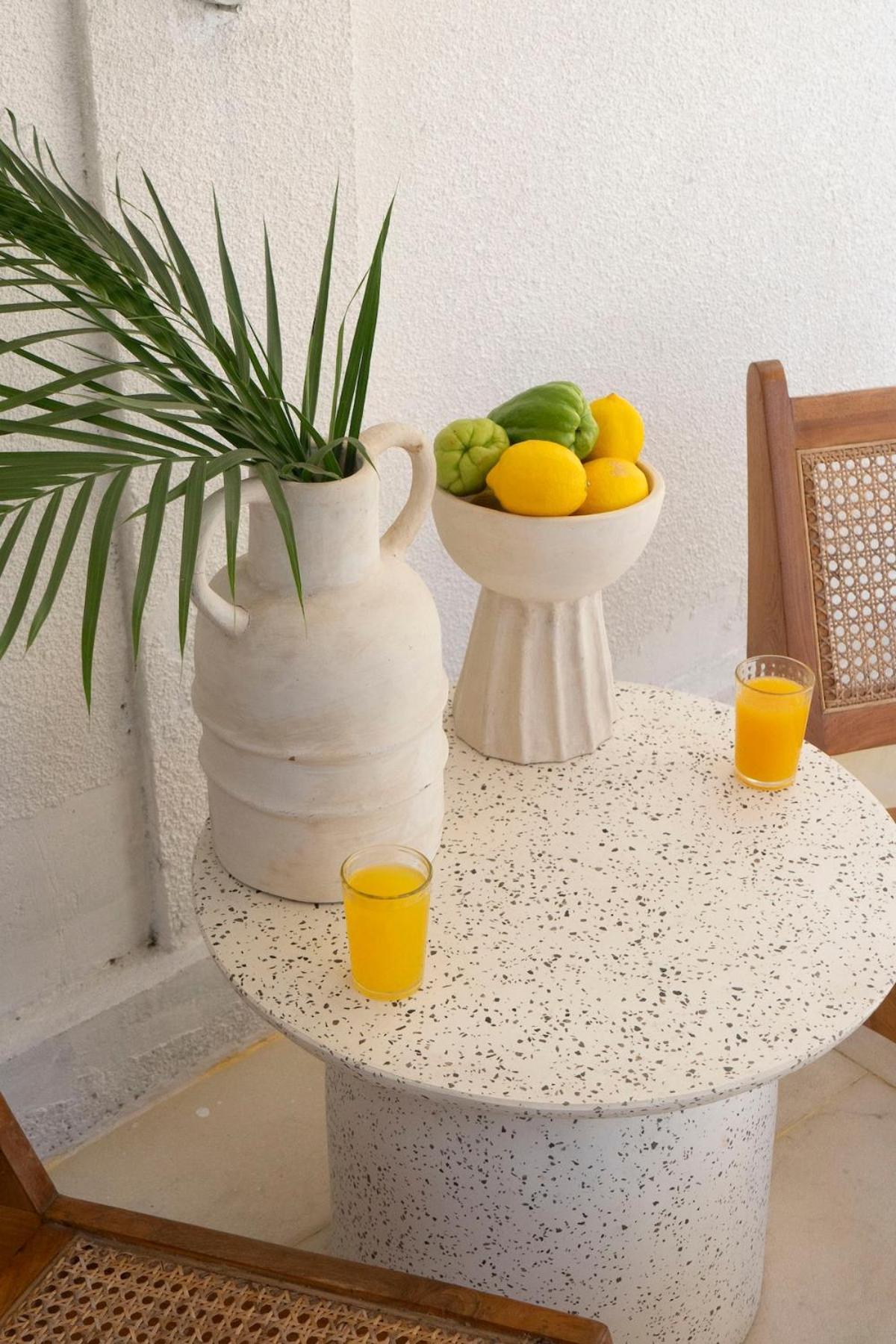 Family Friendly Luxury Pool - Walk To Shops Villa