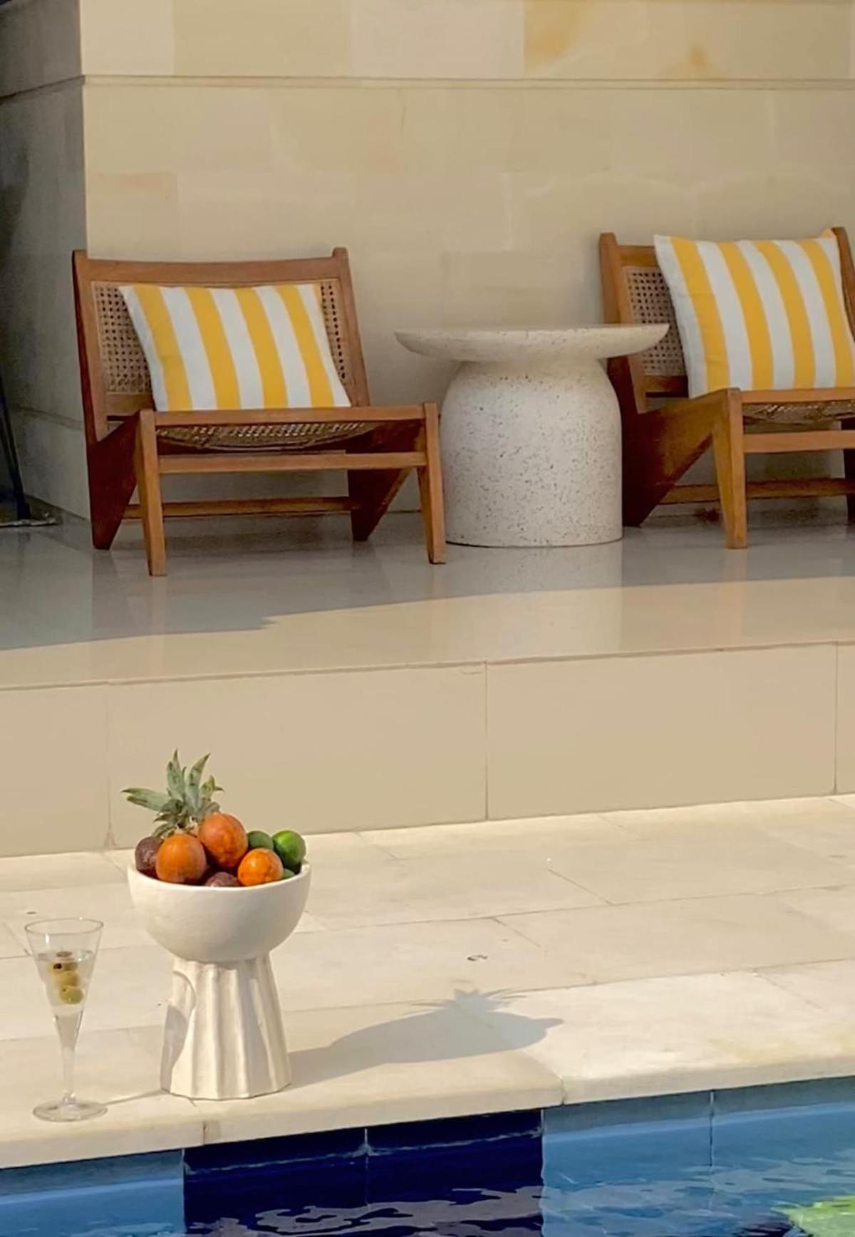 Family Friendly Luxury Pool - Walk To Shops *