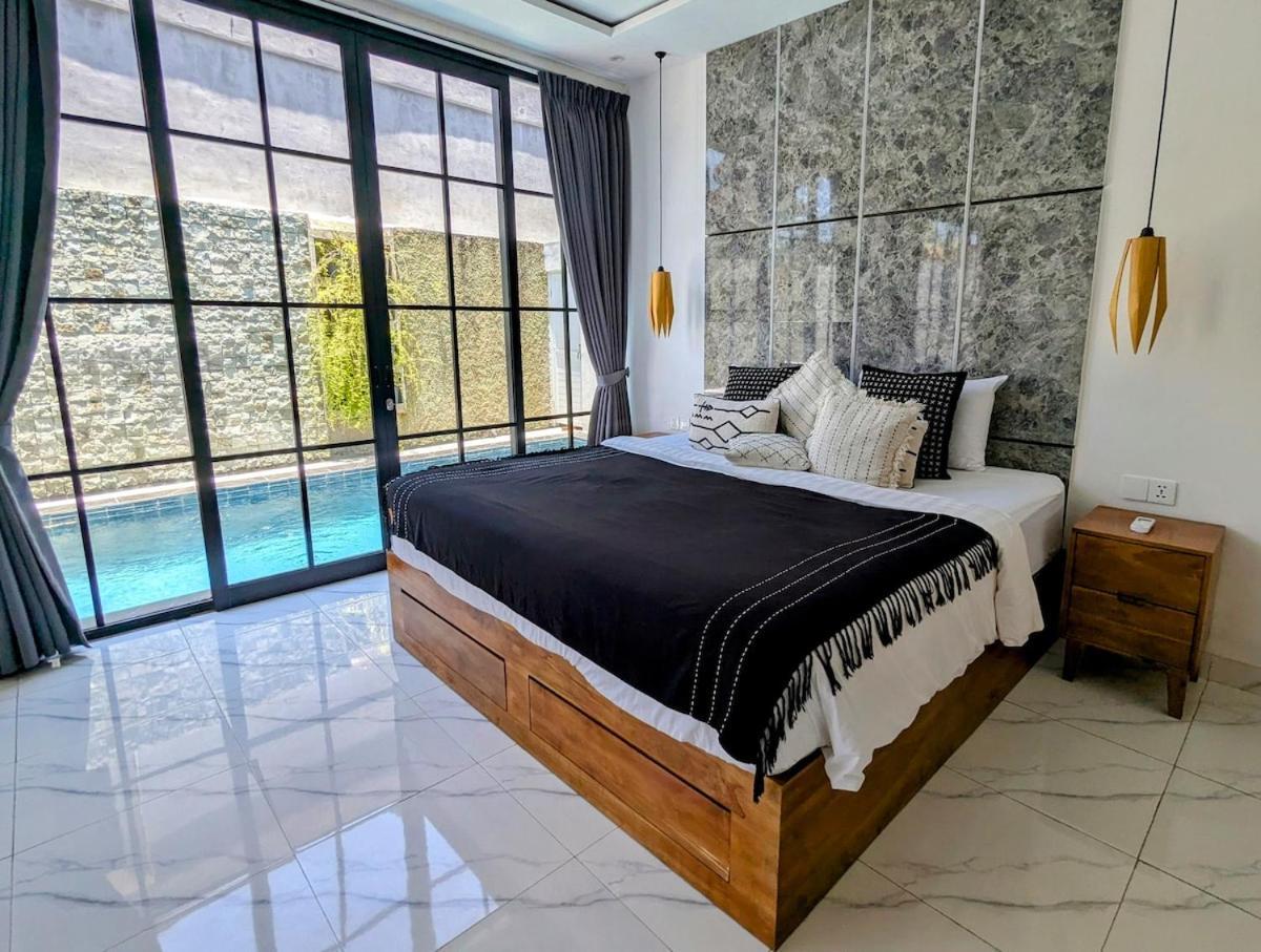 Modern Loft With Private Pool Seminyak (Bali)