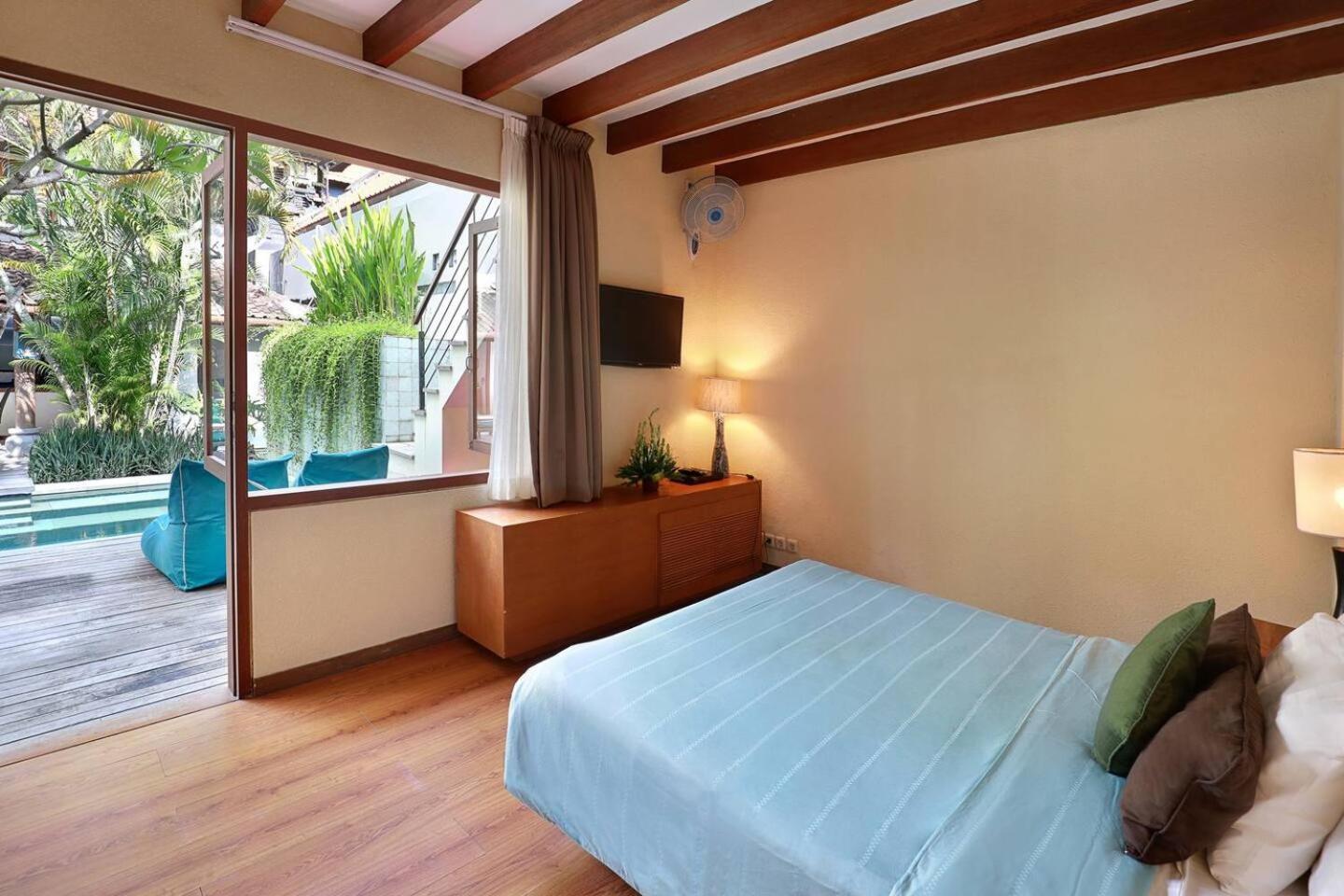 Super Value 4 Bedroom, Walk To Bintang Supermarket Villa