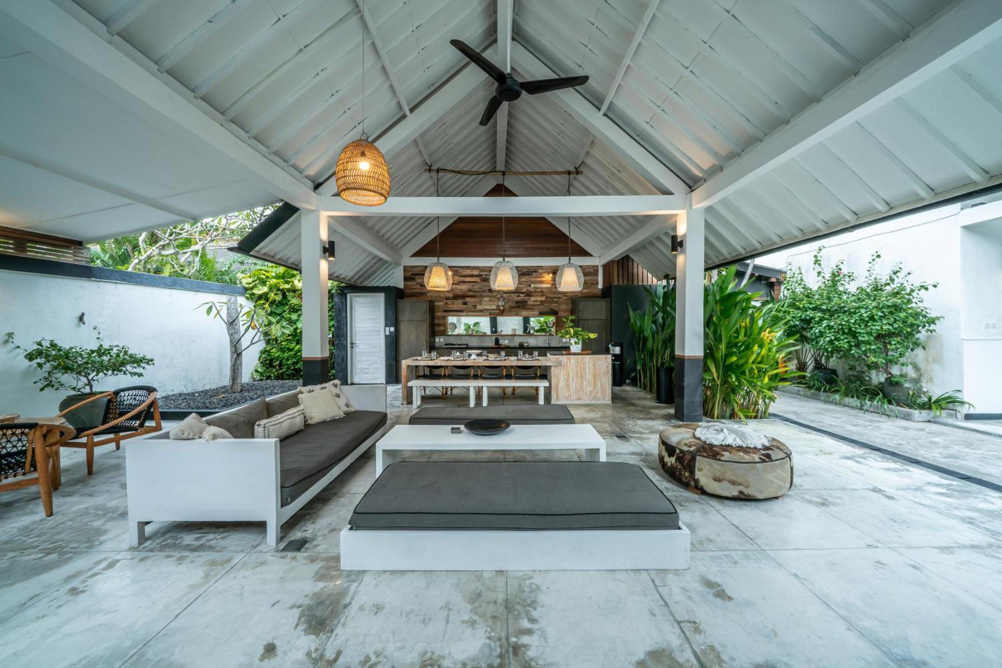 Villa Zebra Walking Distance To Potato Head Seminyak (Bali)