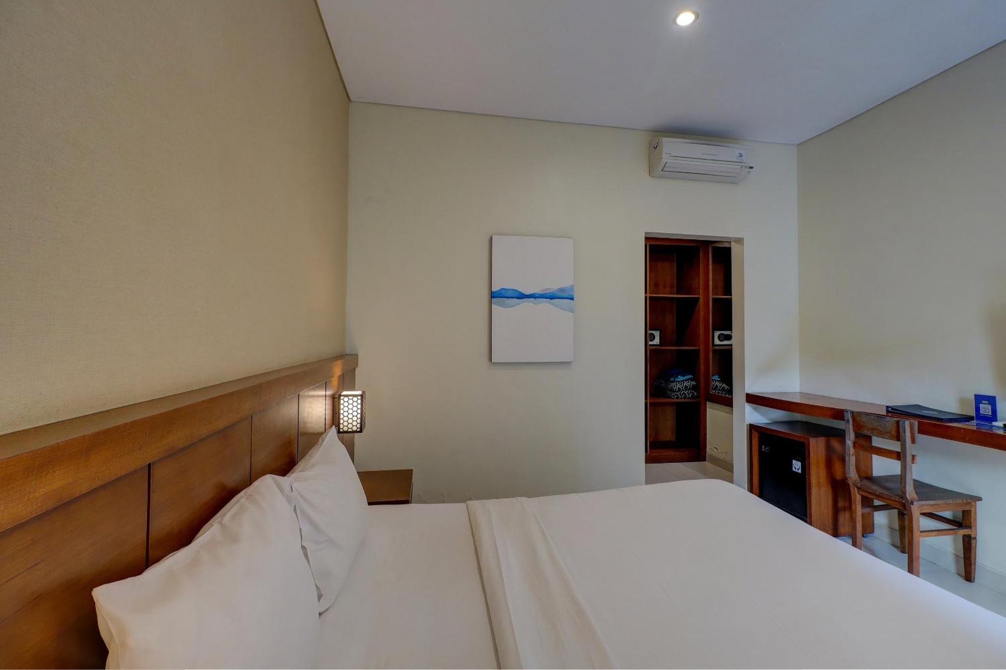 Hotel Oyo Life 92852 Singgah Legian 2*