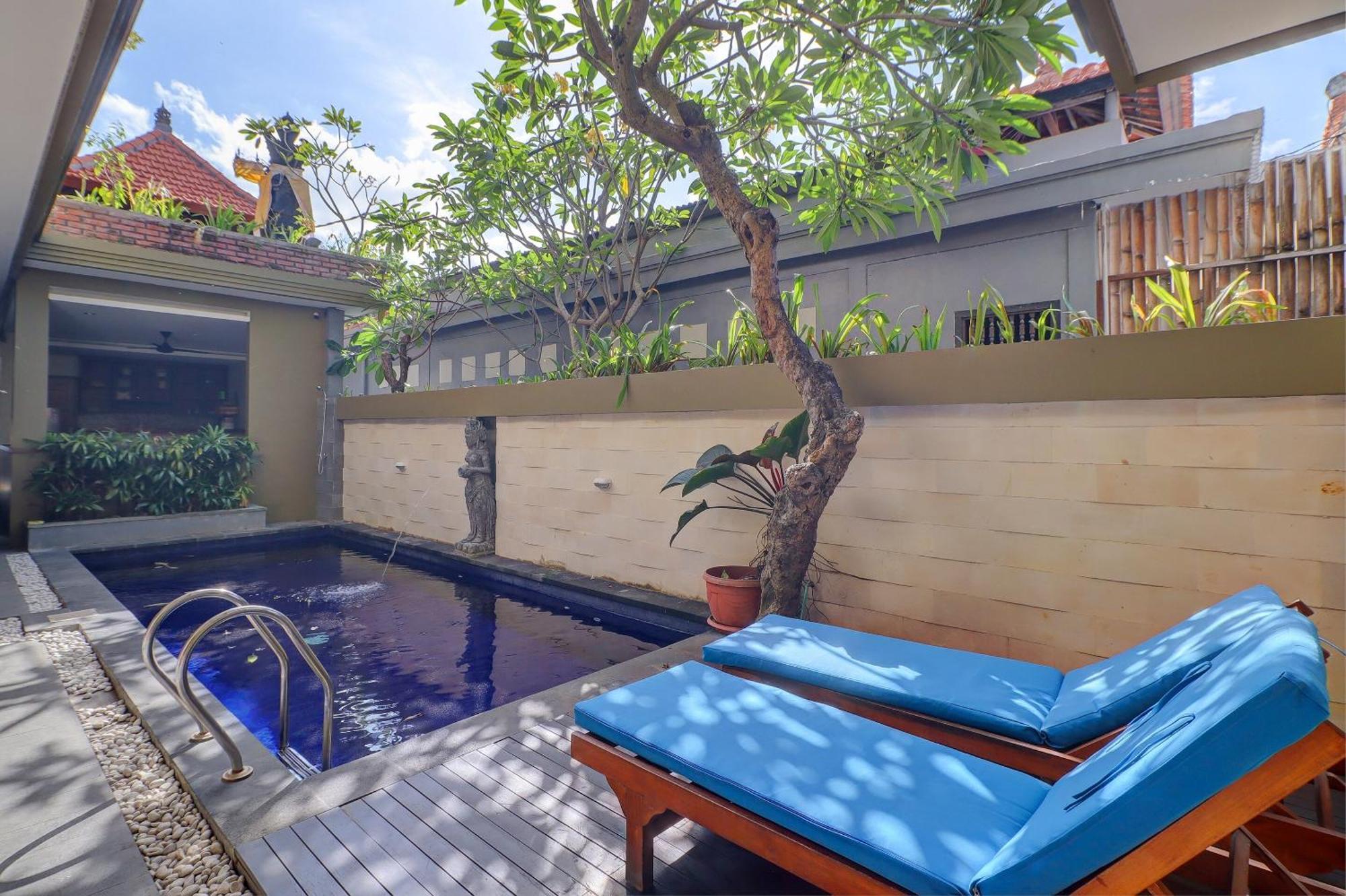 Oyo Life 92852 Singgah Legian