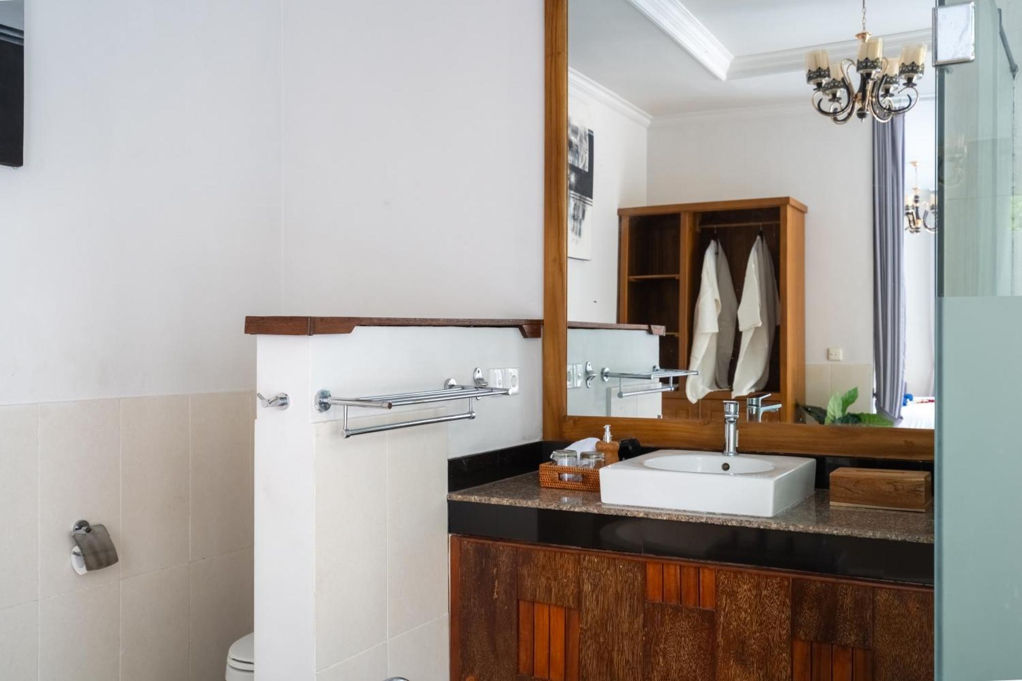 Bali Road House Villa Seminyak (Bali)