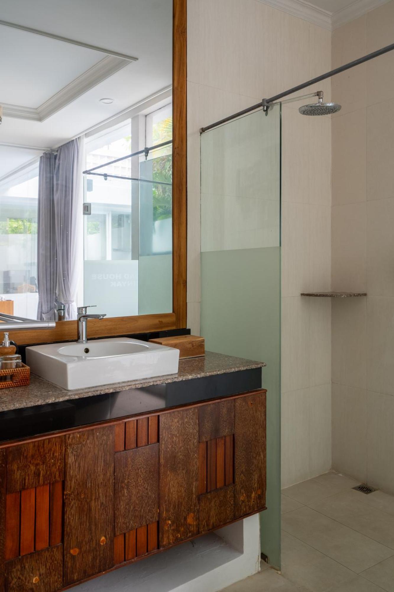 Villa Bali Road House