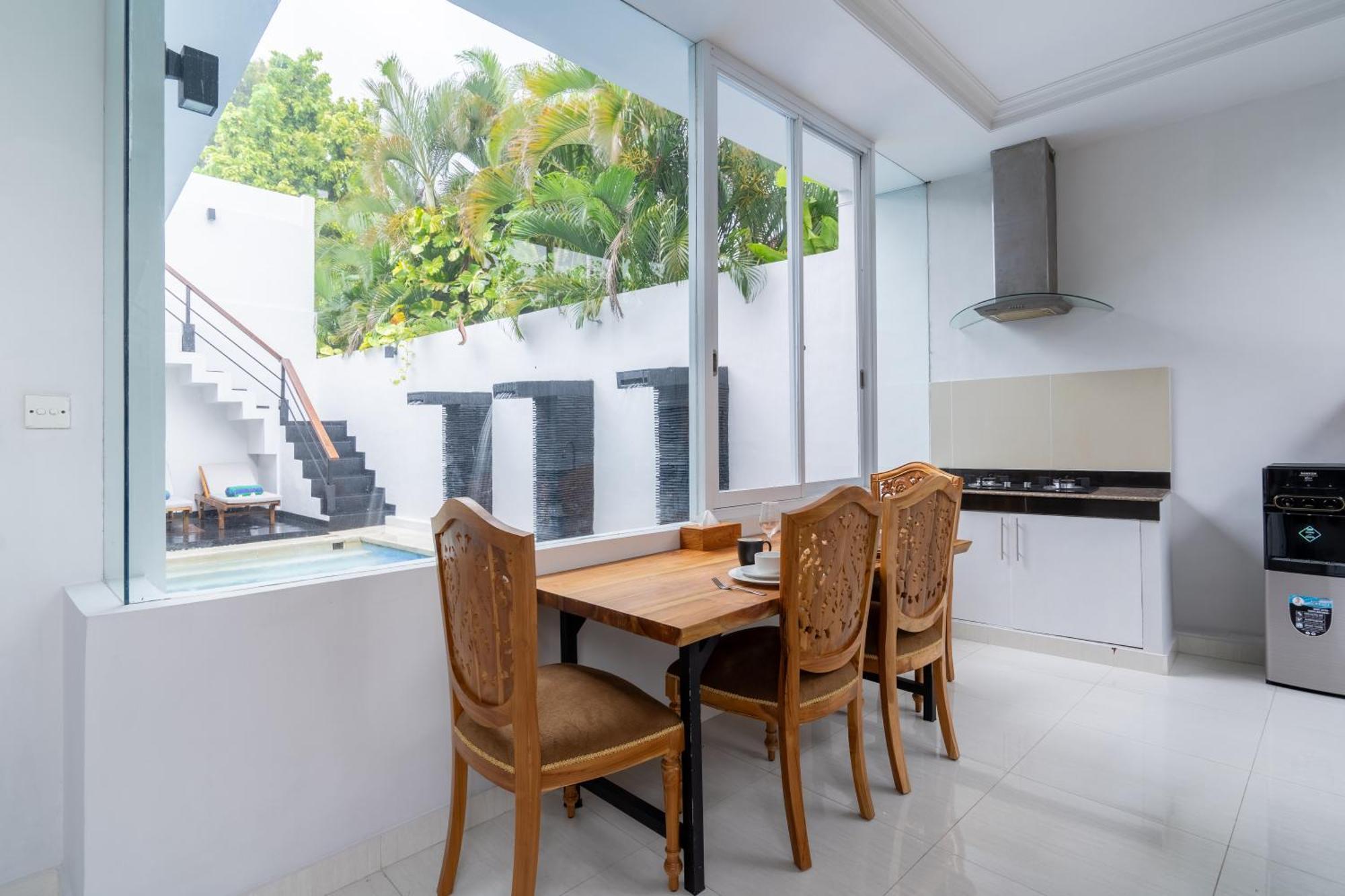 Bali Road House Seminyak (Bali)