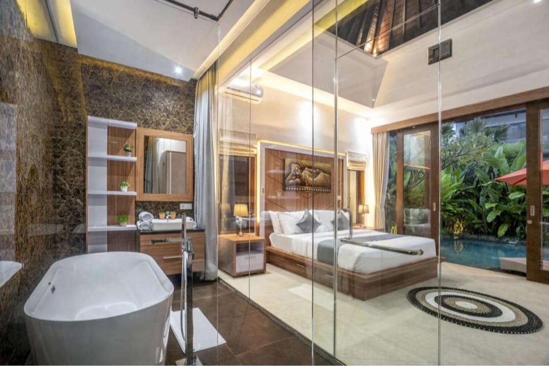 Puri Sahadewa * Seminyak