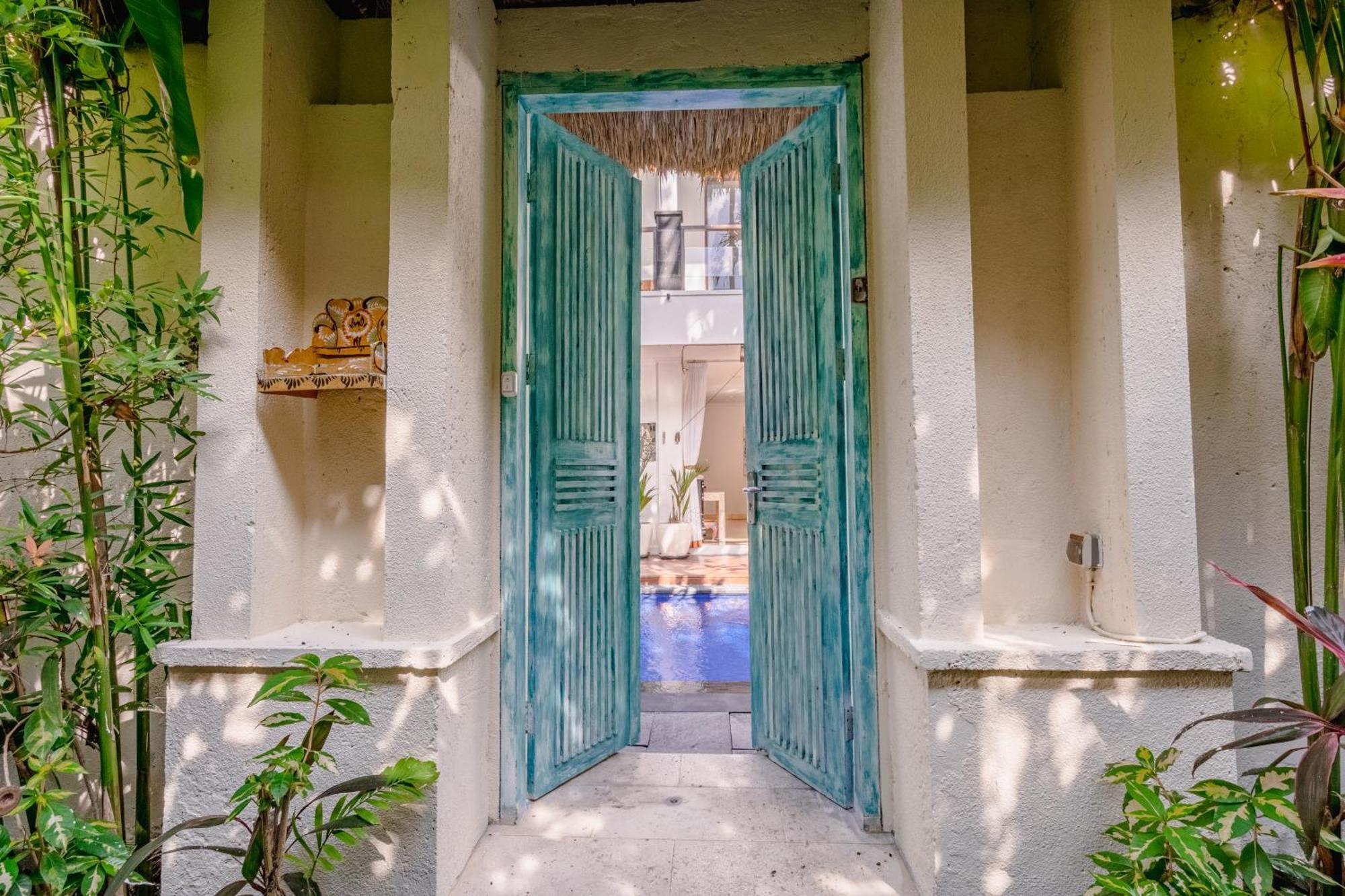 5 Bedroom In Centre Location Of Villa *