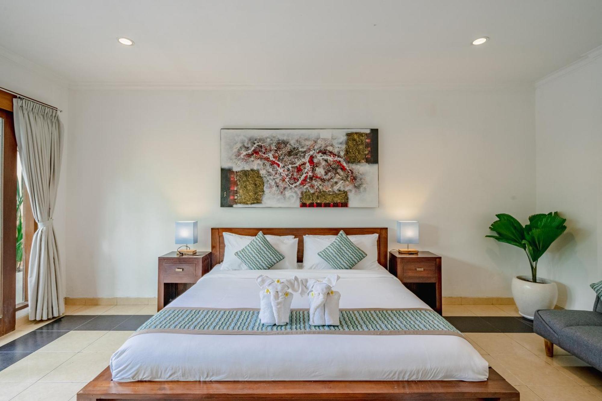 5 Bedroom In Centre Location Of Villa Seminyak (Bali)
