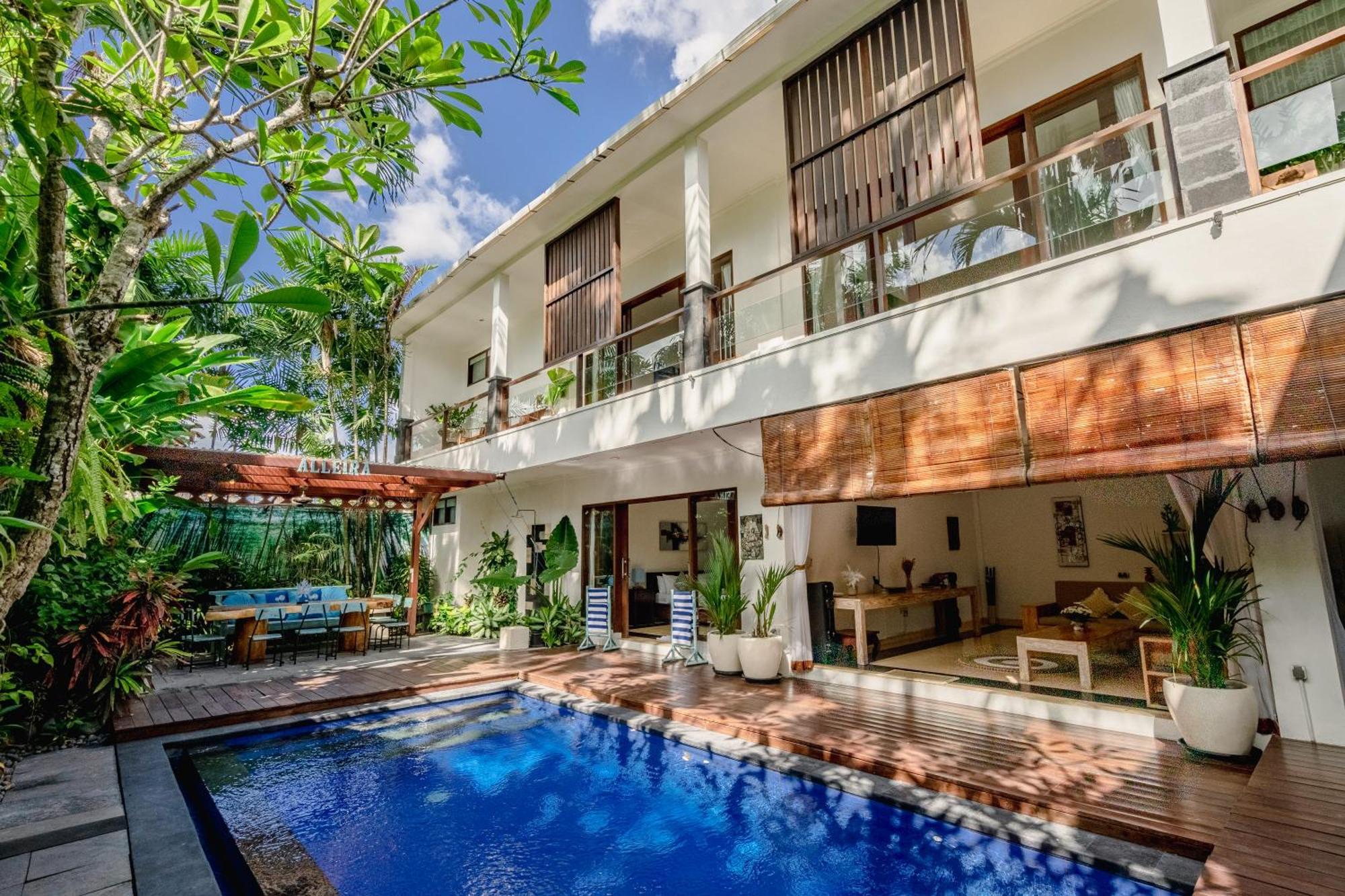 Villa 5 Bedroom In Centre Location Of *