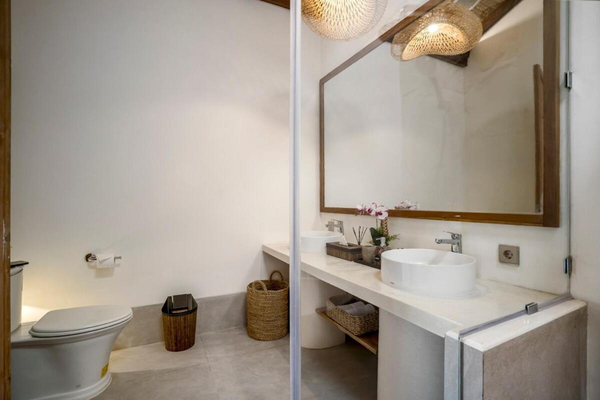 Advaya By Maheswara * Seminyak (Bali)