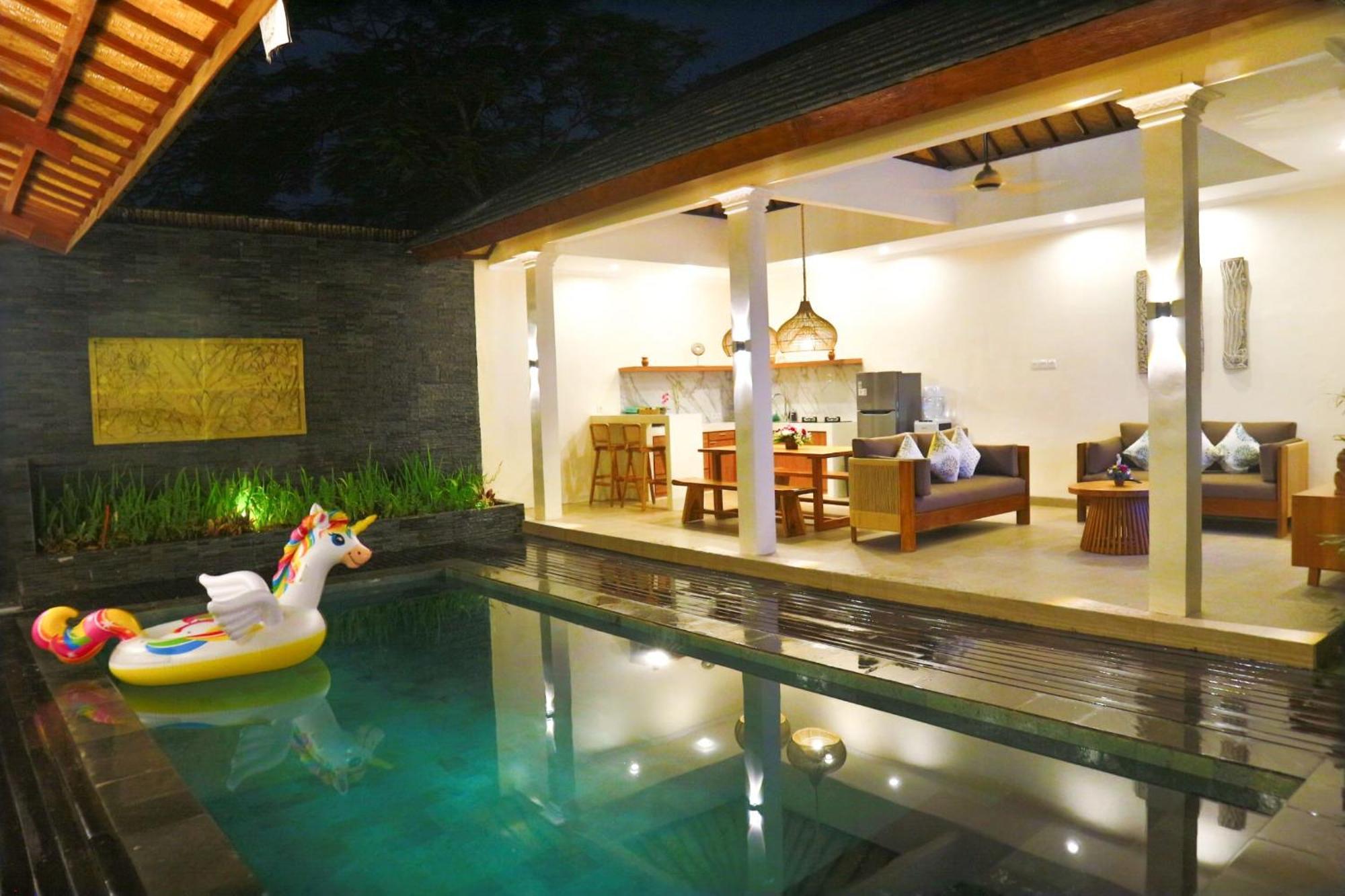 2br Tropical Sinergi In Villa Seminyak (Bali)