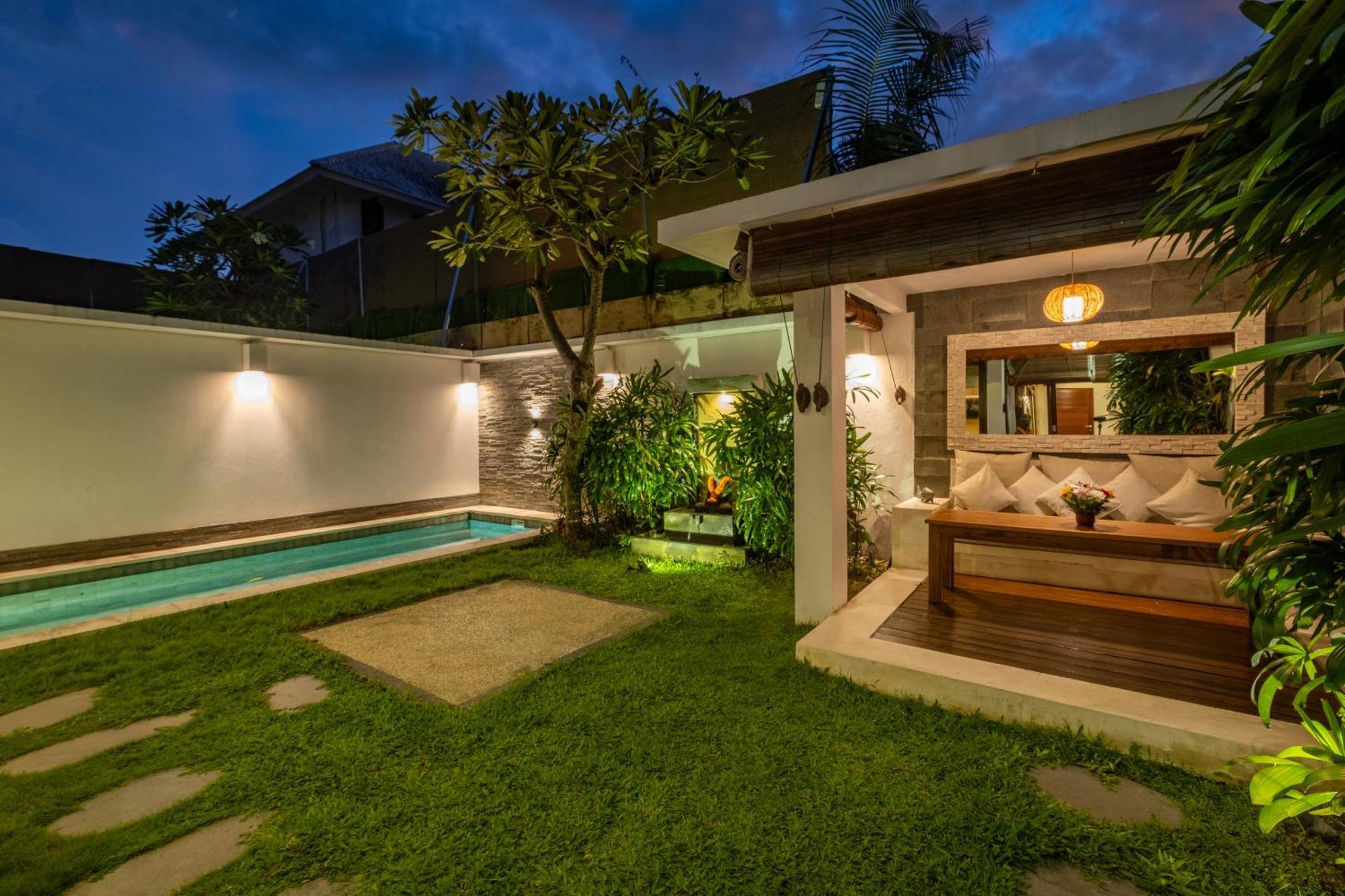 Villa Cozy 2 Bedroom In With Private Pool Seminyak (Bali)
