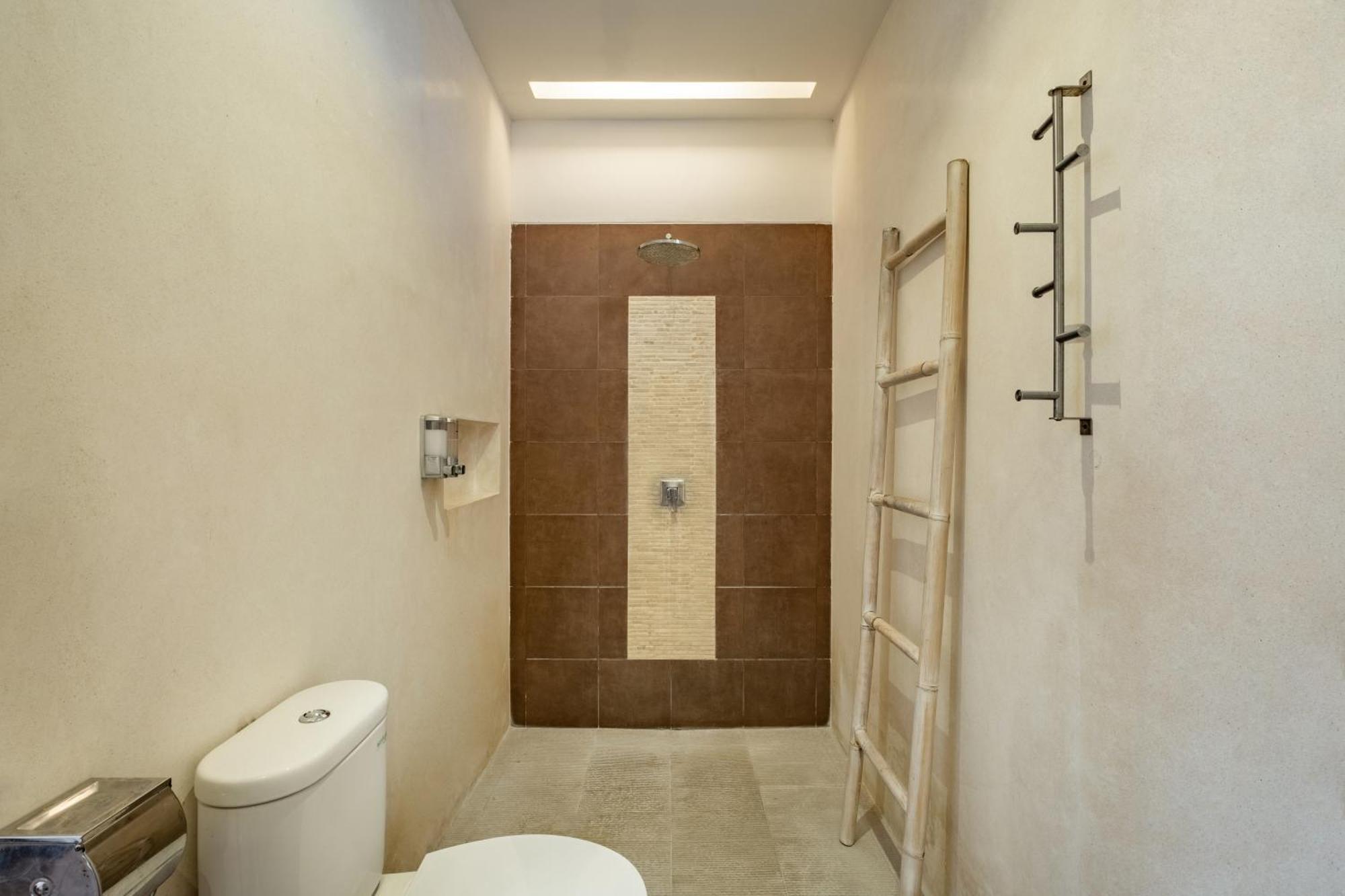 Cozy 2 Bedroom In With Private Pool *