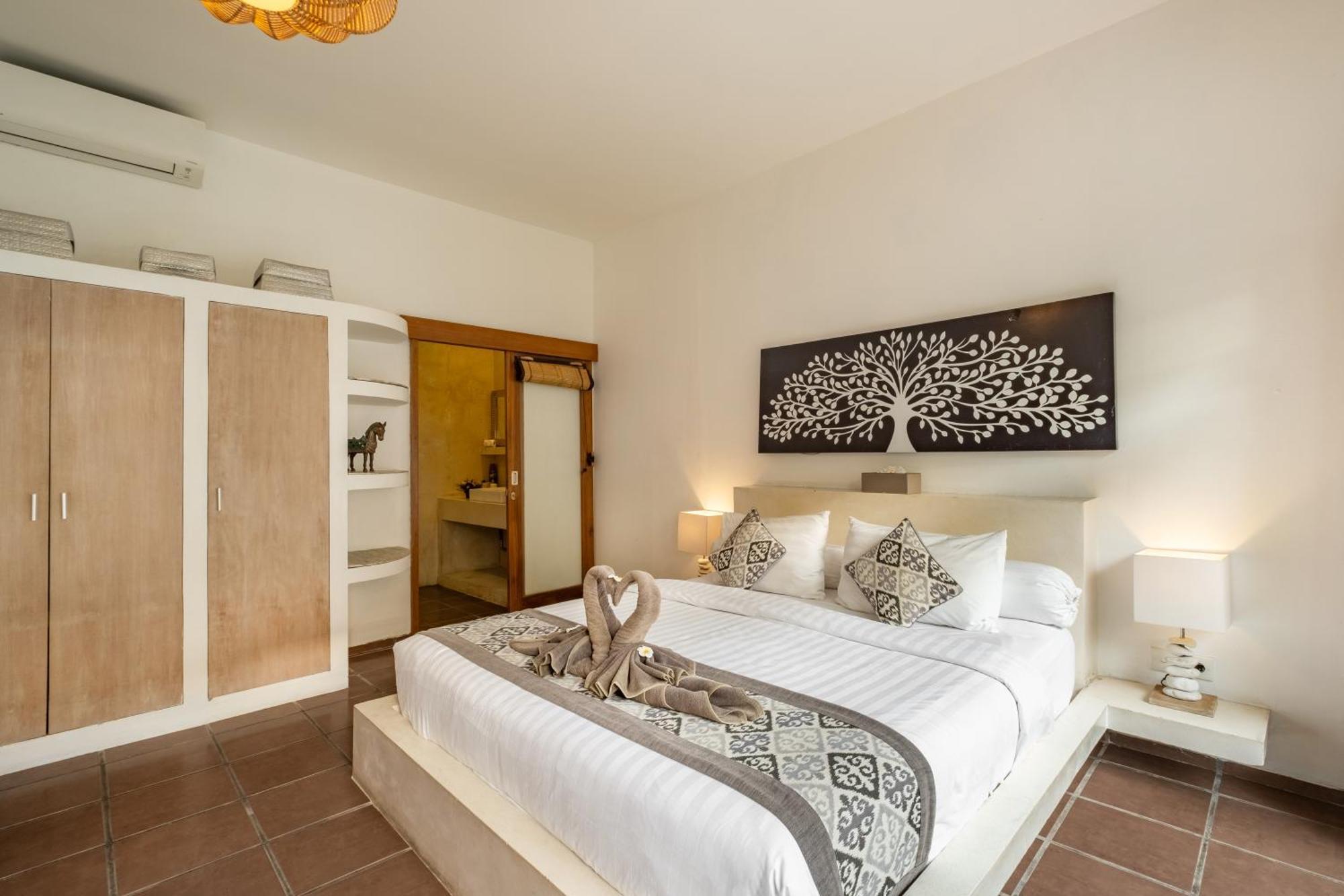 Cozy 2 Bedroom In With Private Pool Seminyak (Bali)