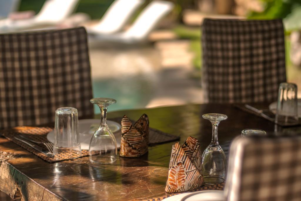 Phinisi - Villa Seminyak (Bali)