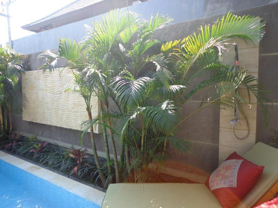 Frangipani Seminyak (Bali)
