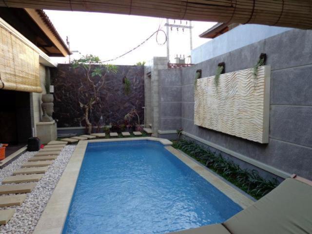 Frangipani Seminyak (Bali)