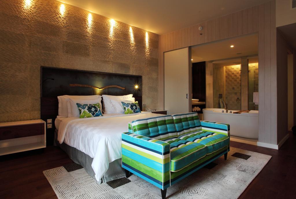 Ts Bali Khách sạn Seminyak (Bali)