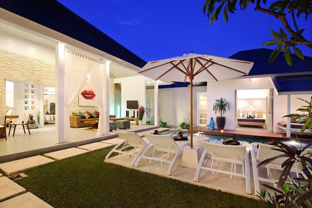 Villa Dheva *