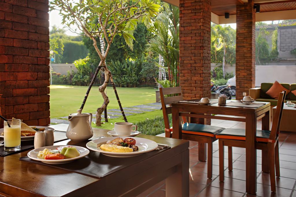Kubu Cempaka Hotel 3*