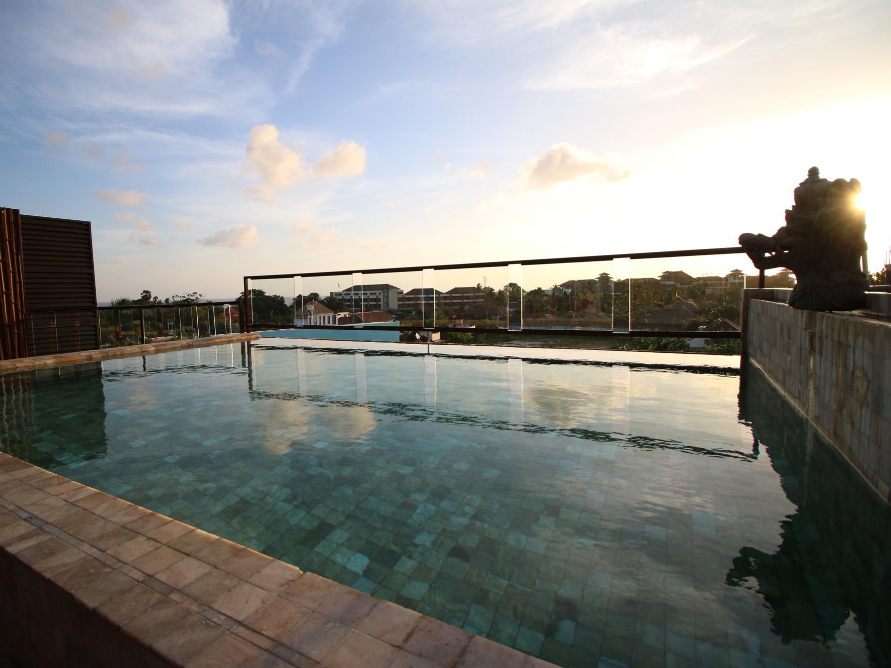 Hotel Sky