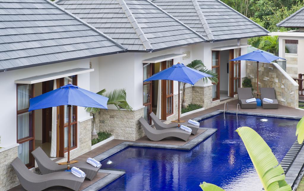 M Two Villa *