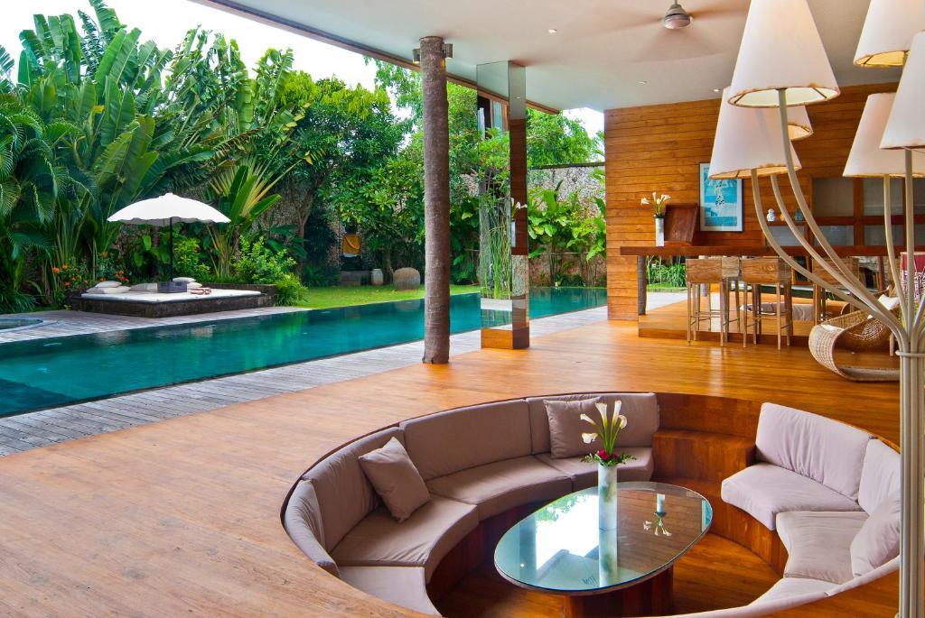 Eko - Tropical Villa, Walk To