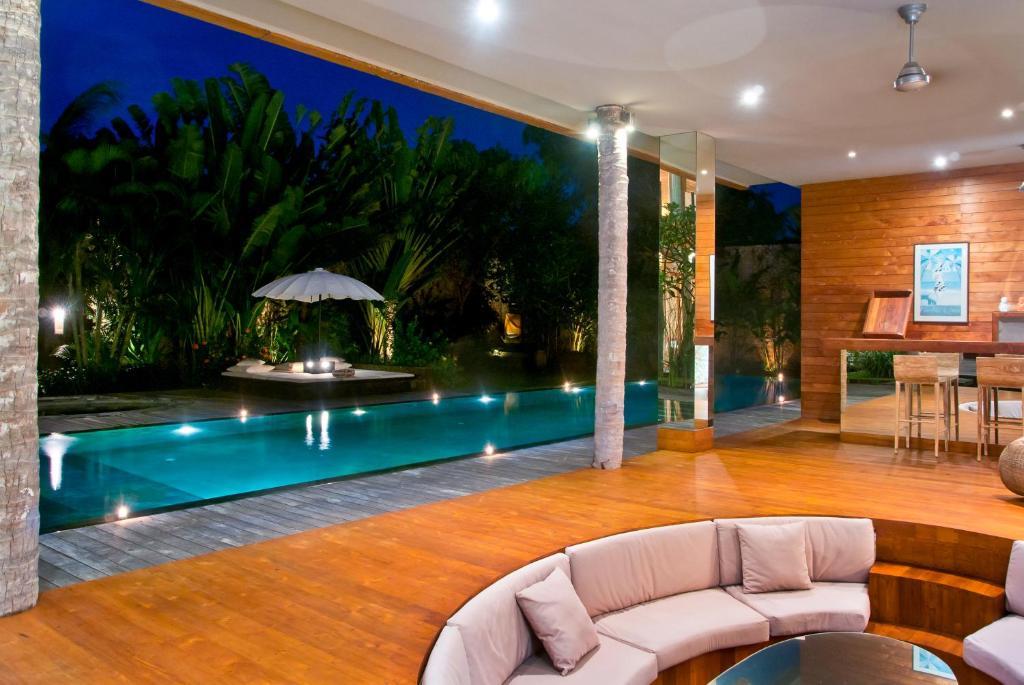 Eko - Tropical Villa, Walk To Seminyak (Bali)