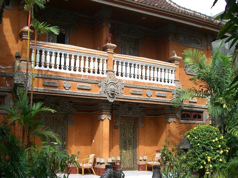Paradiso Hotel 3*