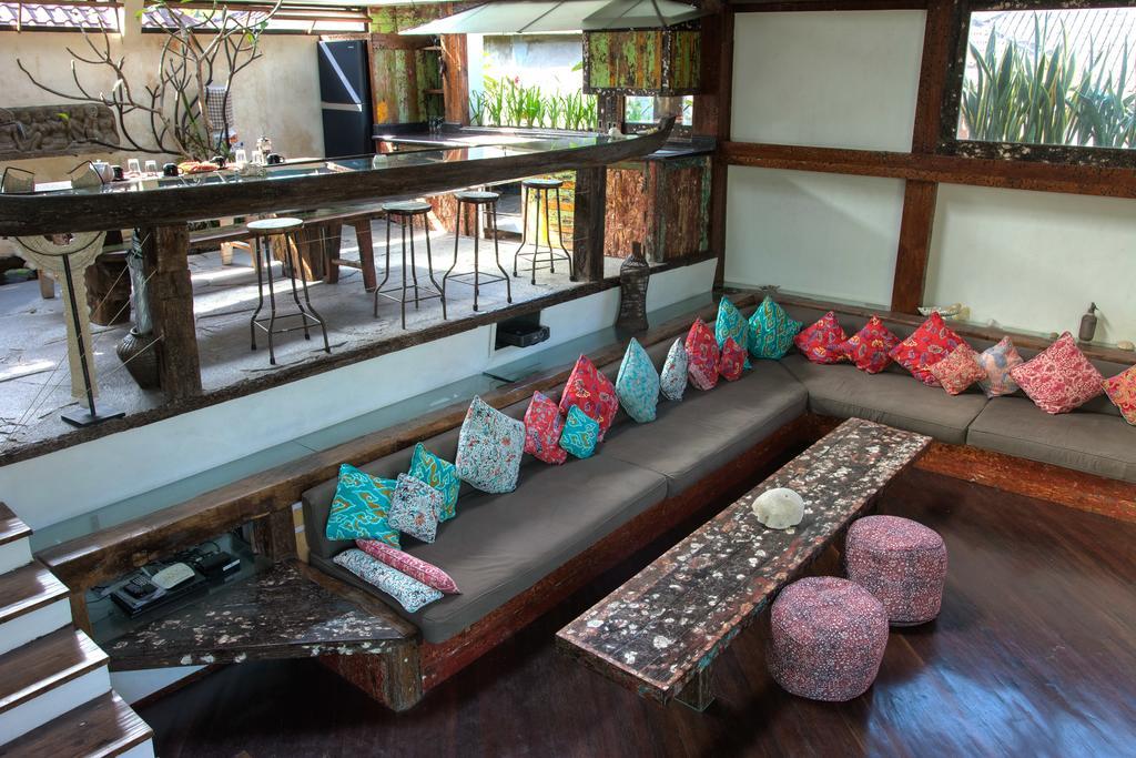 Phinisi -
