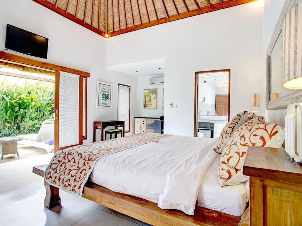 Shanti, Sitara Group Villa *