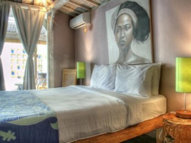 West * Seminyak (Bali)