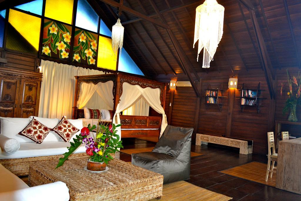 Una * Seminyak (Bali)