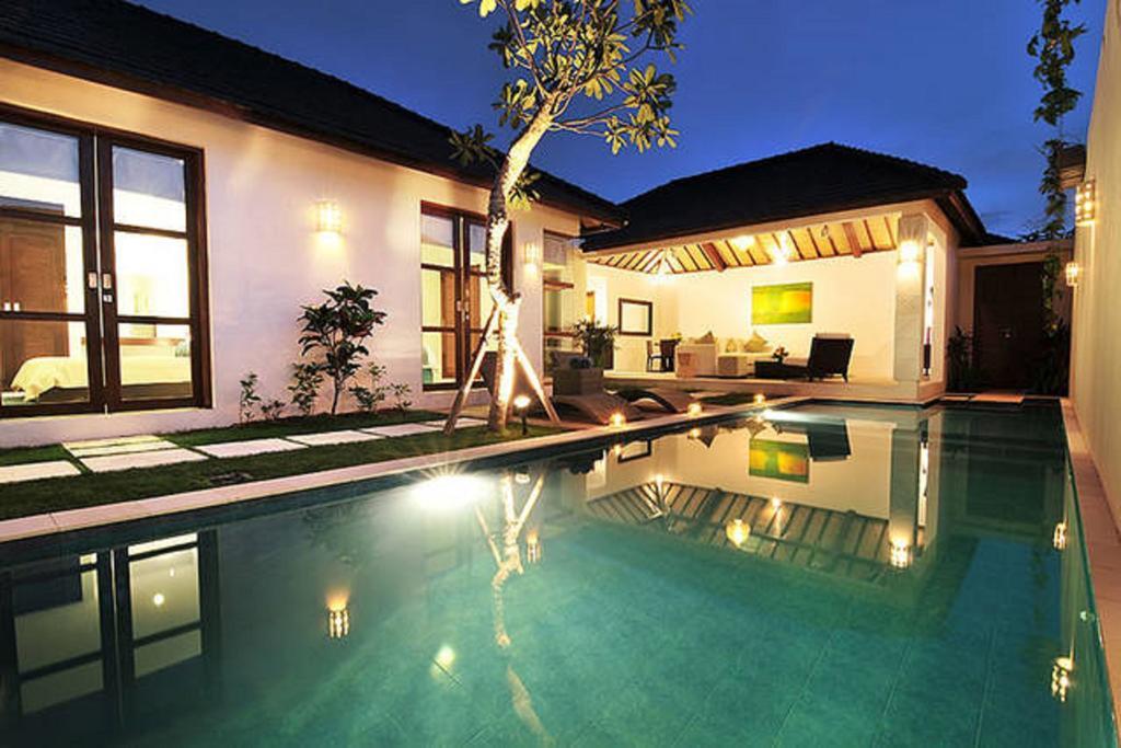 Villa Arama Poolside *