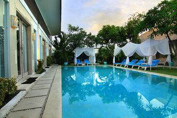 La And 4* Seminyak