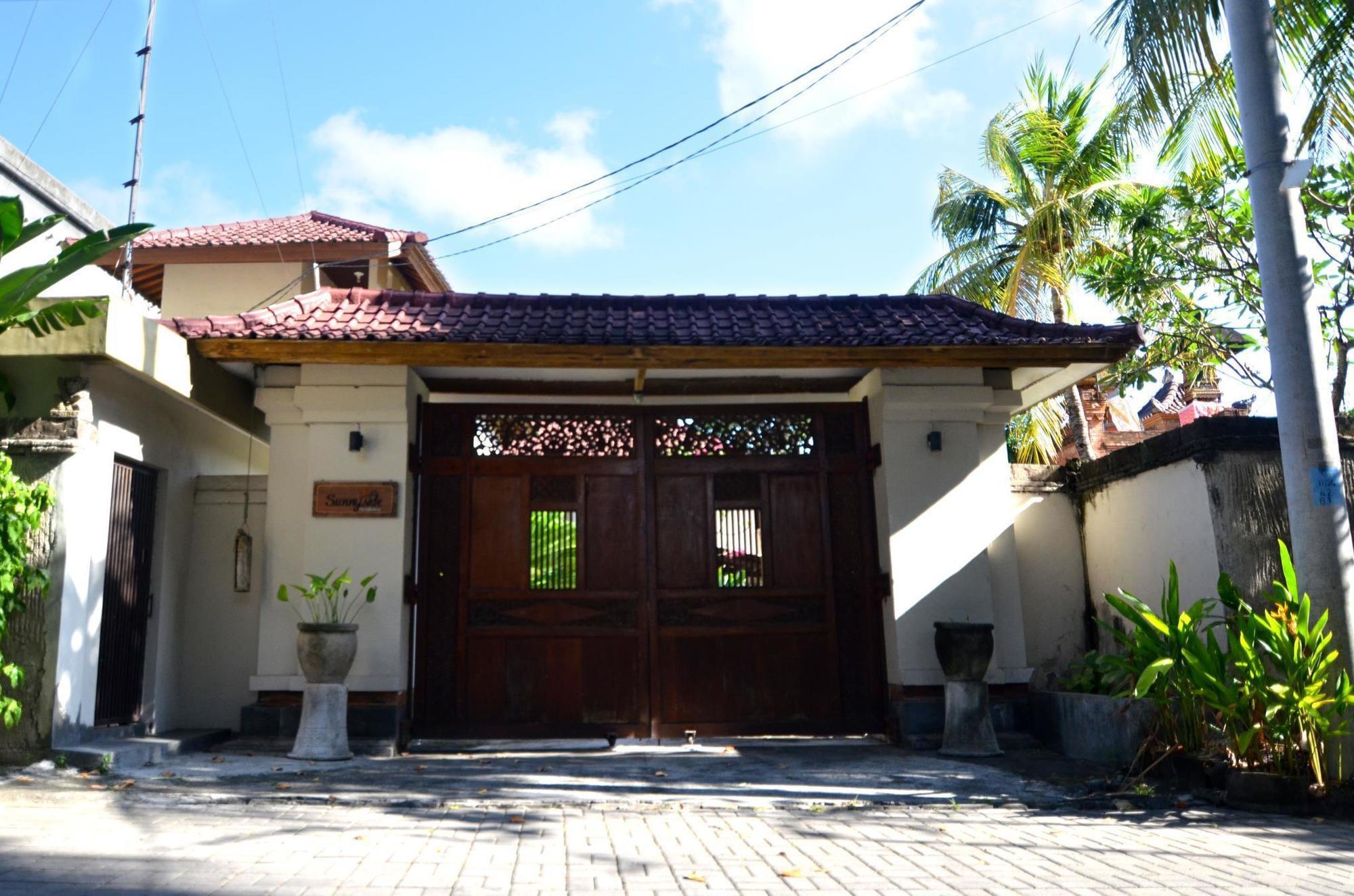 Collection O 91300 Sunny Side Seminyak (Bali)
