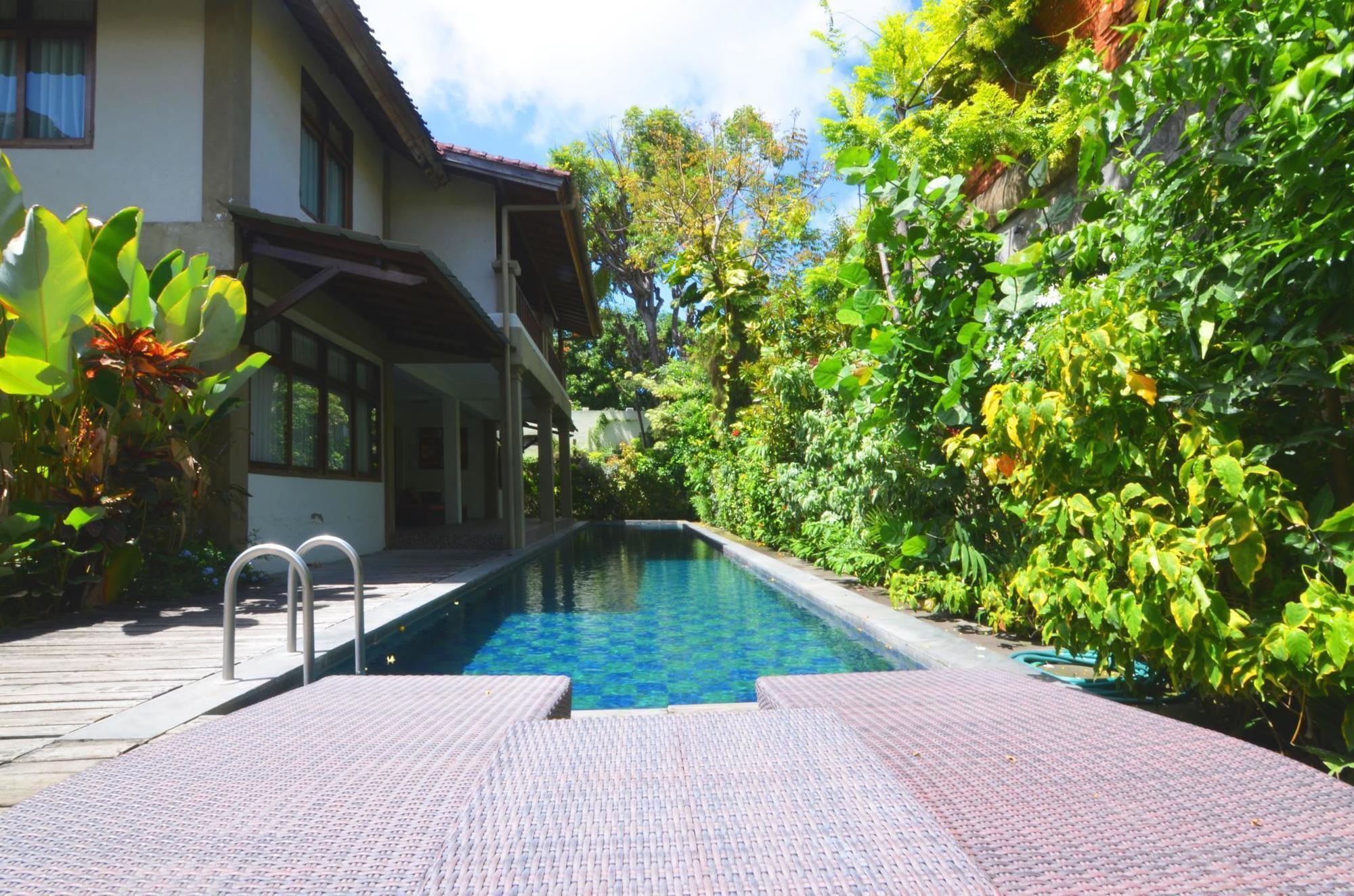 Guest house Collection O 91300 Sunny Side Seminyak (Bali)