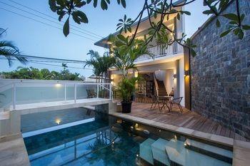 M Bali