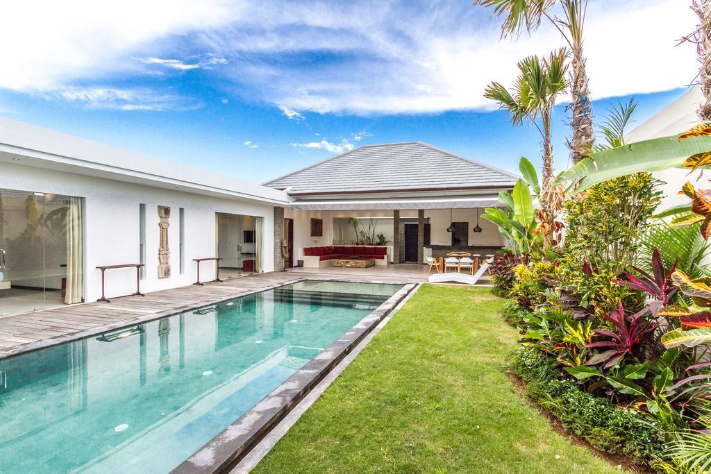 Saha - Elegant 3-bedroom In Villa *