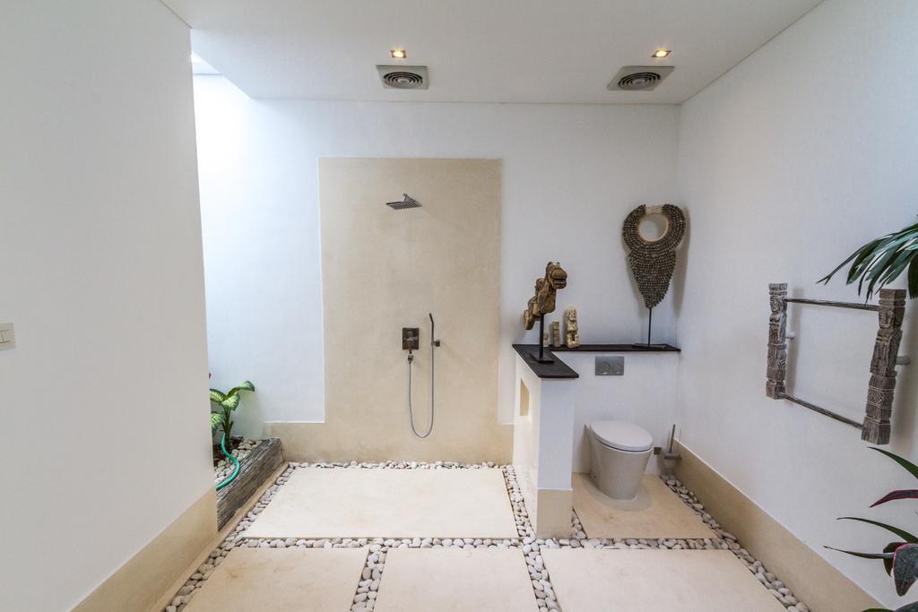 Saha - Elegant 3-bedroom In Villa *