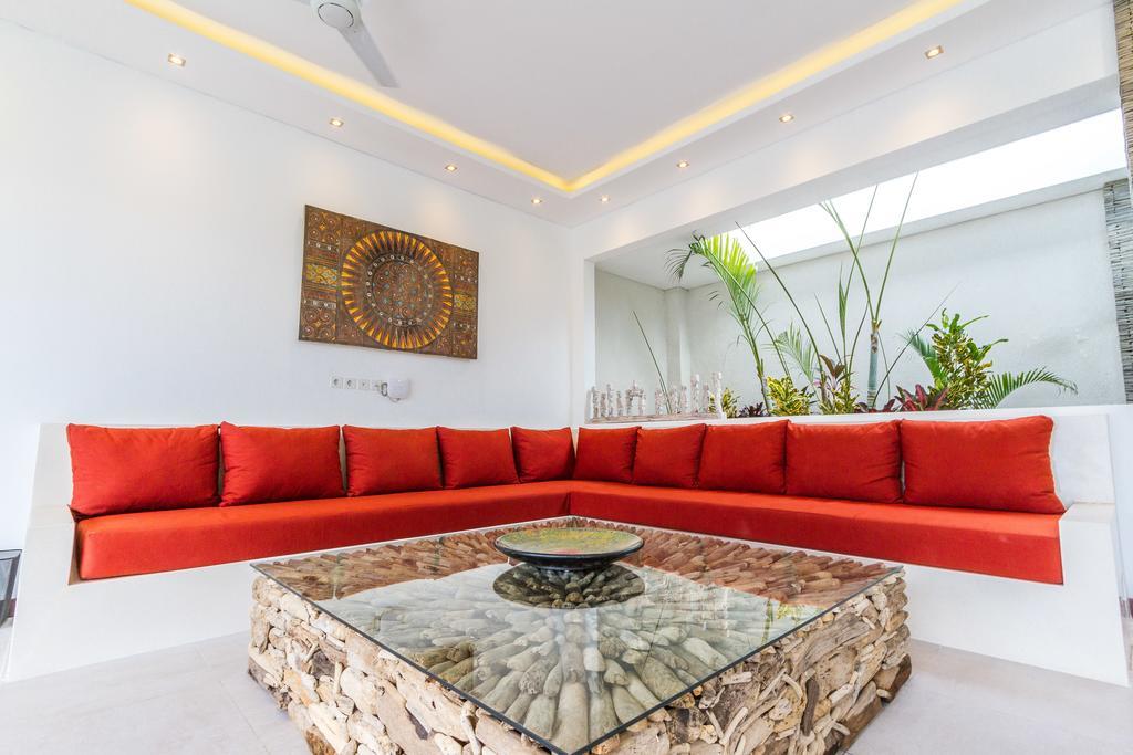 Villa Saha - Elegant 3-bedroom In Seminyak (Bali)