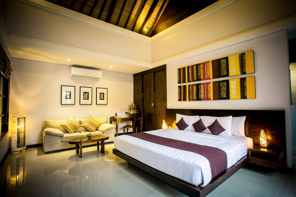 The Wolas Villa *