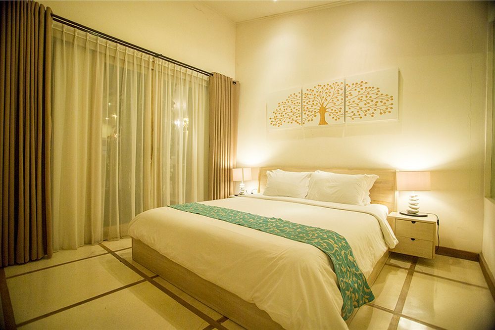 Hotel La And 4*